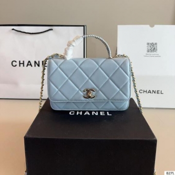 2025 軽い ショルダーバッグ/ハンドバッグ CHANEL  シャネル   19CM