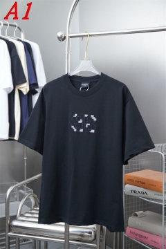 2025新作 BALENCIAGAバレンシアガ ラウンドネック 半袖Tシャツ   ミステリアス