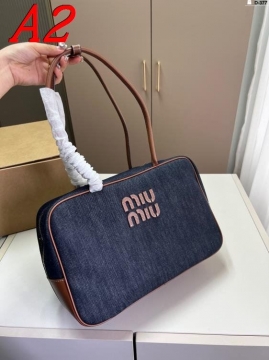2025 ドレッシー ハンドバッグ MCM  エムシーエム   35CM