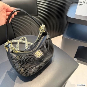 2025 上品 ショルダーバッグ/ハンドバッグ CHANEL  シャネル   21CM