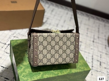 2025 ドレッシー ショルダーバッグ/ショルダーバッグ GUCCI  グッチ   12CM
