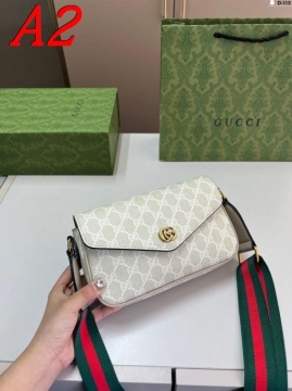 2025 軽量 ショルダーバッグ/ショルダーバッグ GUCCI  グッチ   20CM