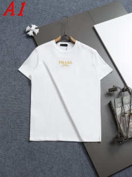 PRADAプラダ 2025新作   ラウンドネック 半袖Tシャツ   マインドフ...
