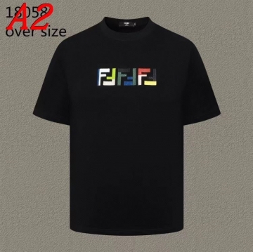2025新作 FENDIフェンデイ クルーネック 半袖Tシャツ ナイト用