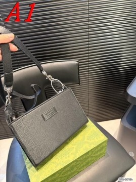 2025 完成度が高い カメラバッグ GUCCI  グッチ   22CM