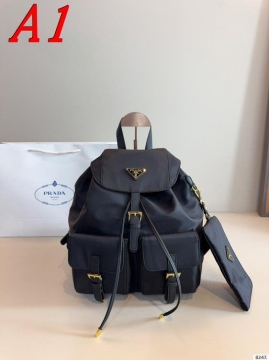 2025 特別な日向け リュックサック PRADA  プラダ   29CM