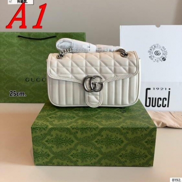2025 ラフ ショルダーバッグ/ショルダーバッグ GUCCI  グッチ   2...