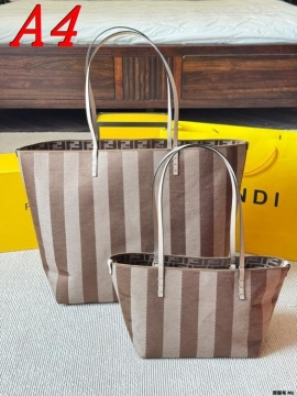 2025 上品 ハンドバッグ FENDI  フェンデイ   37CM/23CM