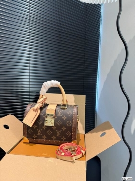 2025 快適 ショルダーバッグ/ハンドバッグ LOUIS VUITTON  ルイヴィトン   21CM