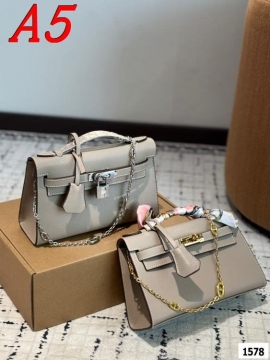 2025 スタイリッシュ ショルダーバッグ/ハンドバッグ HERMES  エルメス   22CM