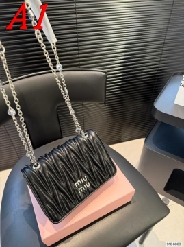 2025 扱いやすい ショルダーバッグ/ショルダーバッグ MCM  エムシーエム   20CM