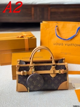 2025 エスニック ショルダーバッグ/ハンドバッグ LOUIS VUITTON  ルイヴィトン   30CM