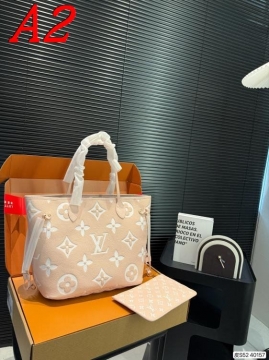 2025 しなやか ショルダーバッグ/ハンドバッグ LOUIS VUITTON  ルイヴィトン   33CM