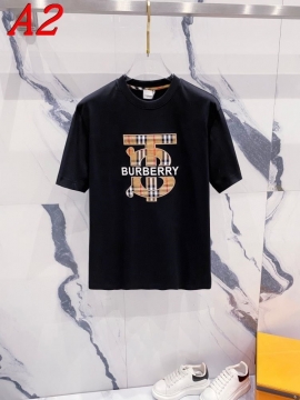  BURBERRYバーバリー 2025新作   ラウンドネック 半袖Tシャツ   コーディネート自在