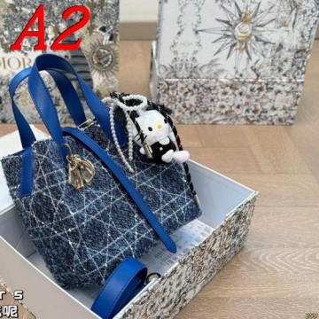 2025 洗練された ショルダーバッグ/ハンドバッグ DIOR  ディオール   20CM