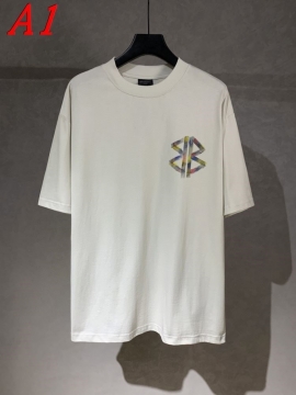  BALENCIAGAバレンシアガ 2025新作   ラウンドネック 半袖Tシャツ   ヴィンテージ風