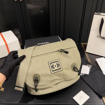 2025 特別な日向け ショルダーバッグ/ショルダーバッグ CHANEL  シャネル   34CM