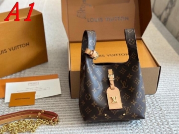 2025 機能的な ショルダーバッグ/ハンドバッグ LOUIS VUITTON  ルイヴィトン   18CM