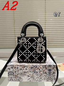 2025 丁寧に作られた ショルダーバッグ/ハンドバッグ DIOR  ディオール   18CM