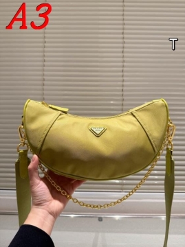 2025 ワクワクする ショルダーバッグ/ショルダーバッグ PRADA  プラダ   30CM
