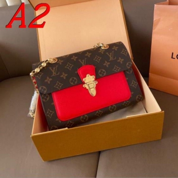 2025 実用的 ショルダーバッグ/ショルダーバッグ LOUIS VUITTON  ルイヴィトン   26CM