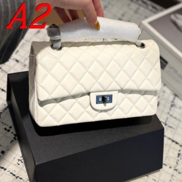2025 大人っぽい ショルダーバッグ/ショルダーバッグ CHANEL  シャネル   26CM