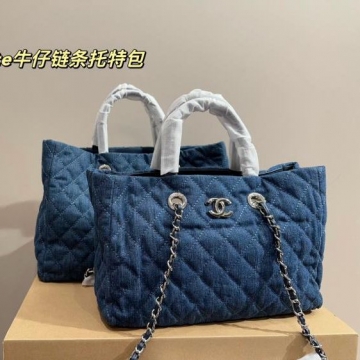 2025 夏向け ショルダーバッグ/ハンドバッグ CHANEL  シャネル   38CM/32CM