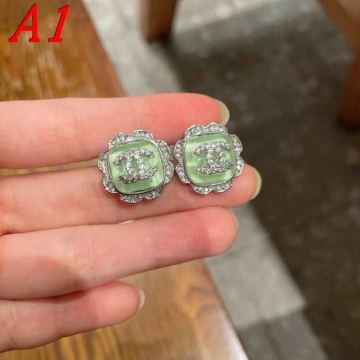 シャネル ピアス 2025SS どんな装いにも合う CHANEL