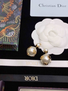 ディオール イヤリング 2025SS シーズン問わず DIOR