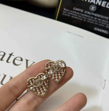 シャネル ピアス 2025SS 洗っても色落ちなし CHANEL