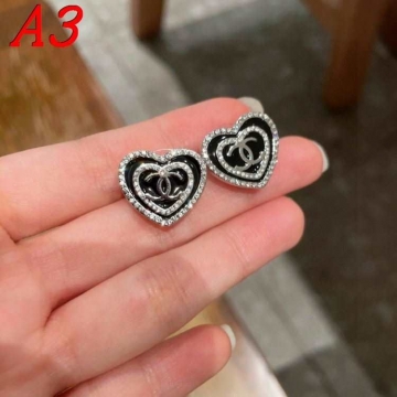 シャネル ピアス 2025SS プール対応 CHANEL