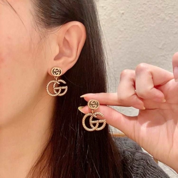 グッチ ピアス 2025SS 航空宇宙技術応用 GUCCI