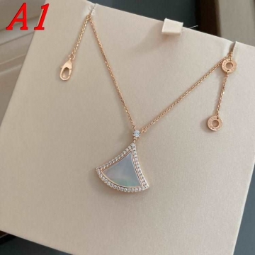 ブルガリ ネックレス 2025SS 時代を超える BVLGARI