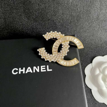 シャネル ブローチ 2025SS 特別調達材料 CHANEL