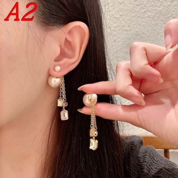 ディオール イヤリング 2025SS どんな装いにも合う DIOR