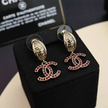 シャネル ピアス 2025SS どんな装いにも合う CHANEL