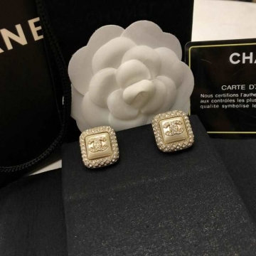 シャネル ピアス 2025SS プール対応 CHANEL