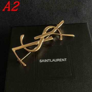 イヴ サンローラン ブローチ 2025SS どんな装いにも合う YSL
