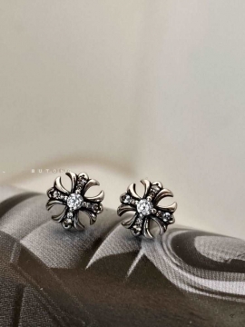 クロムハーツ ピアス 2025SS 上質な基本 CHROME HEARTS