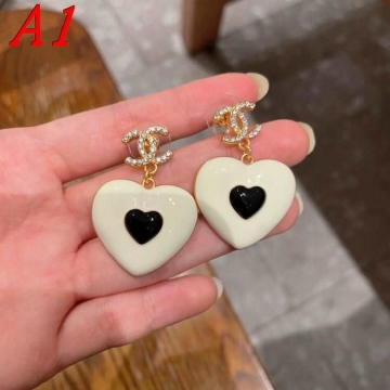 シャネル ピアス 2025SS 高級仕様 CHANEL