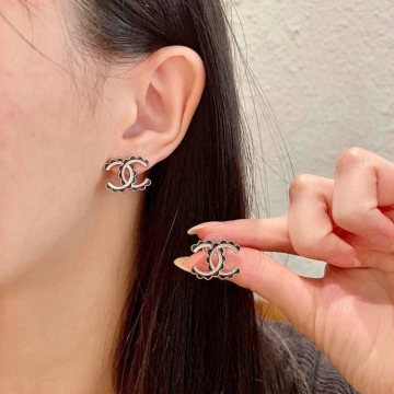 シャネル ピアス 2025SS 過酷条件対応 CHANEL