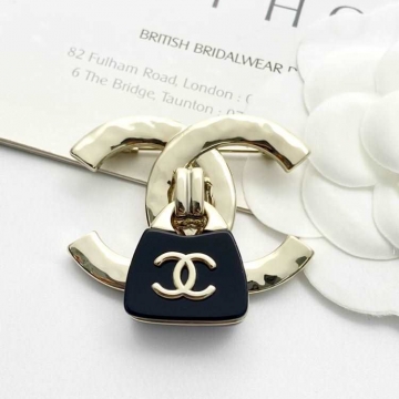 シャネル ブローチ 2025SS 汗で変色しない CHANEL