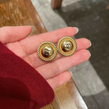 シャネル ピアス 2025SS 汗で変色しない CHANEL