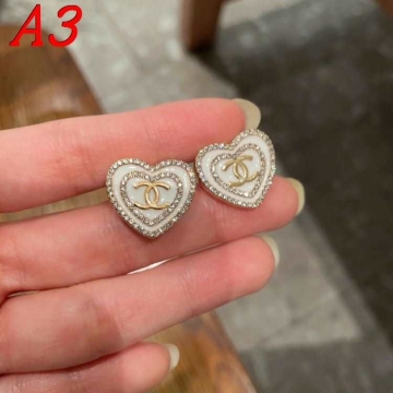 シャネル ピアス 2025SS サビにくい CHANEL