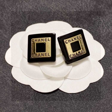 シャネル ピアス 2025SS 汗で変色しない CHANEL