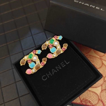シャネル ピアス 2025SS 世代を超えて愛される CHANEL