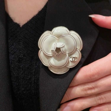シャネル ブローチ 2025SS 品質保証 CHANEL