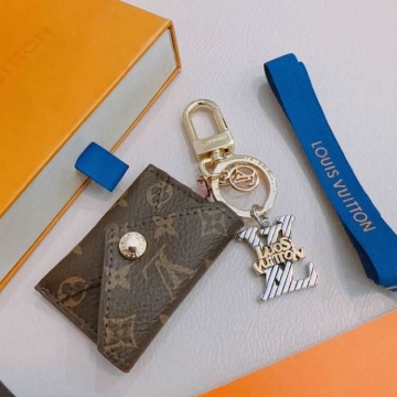 ルイヴィトン キーホルダー 2025SS 過酷条件対応 LOUIS VUITTON