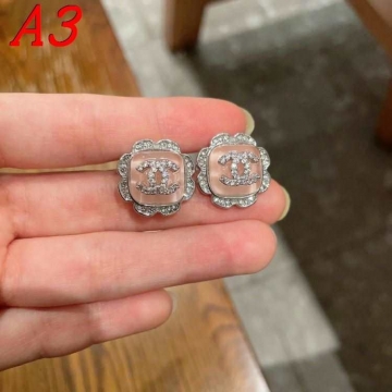 シャネル ピアス 2025SS どんな装いにも合う CHANEL