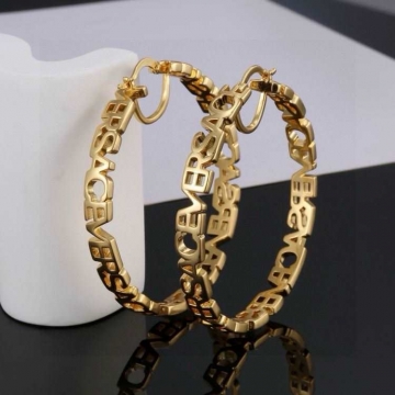 ヴェルサーチ イヤリング 2025SS 摩擦で色落ちしない VERSACE